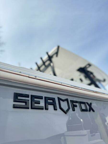 32ft Sea Fox Yacht For Sale