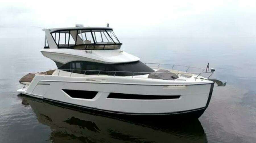 Stress Relief 52ft Carver Yacht For Sale Stress Relief 52ft Carver Yacht For Sale