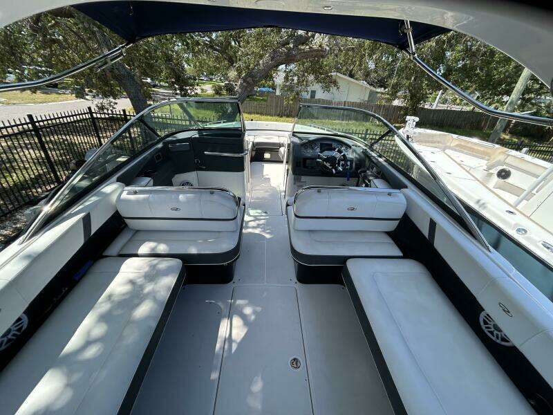 28ft Regal Yacht For Sale
