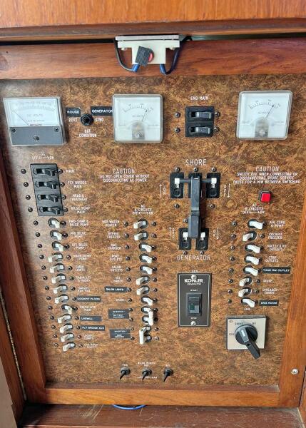 1988 Ocean Yachts Super Sport - Photo 12
