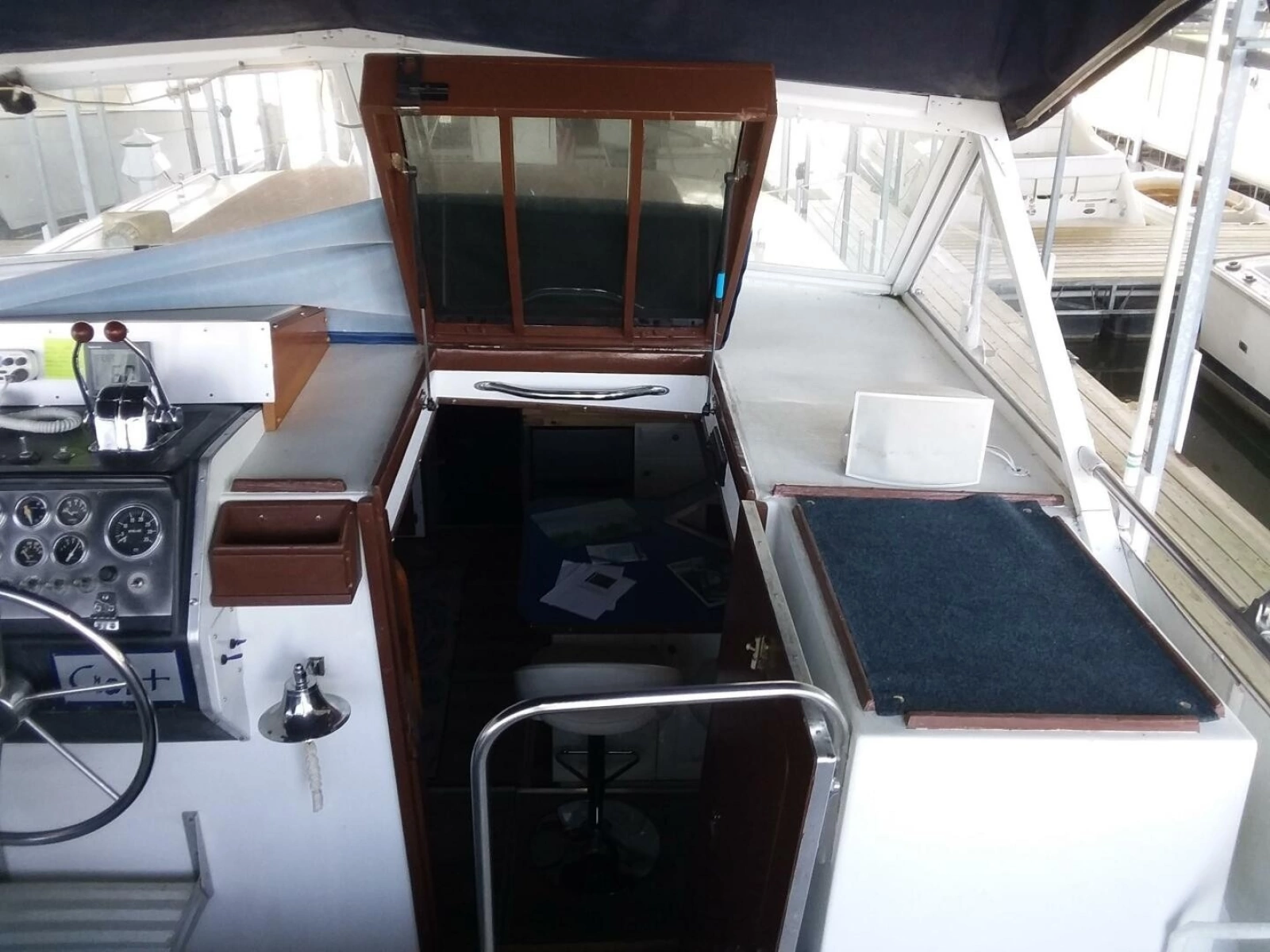 1979 Chris-Craft 350 Catalina