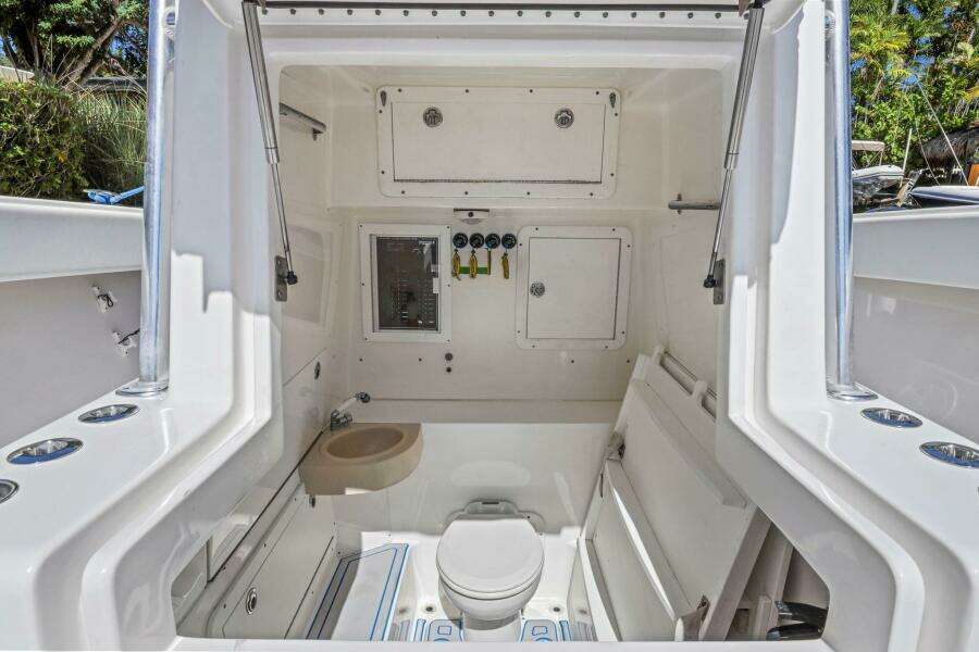 Buckeye 42ft Invincible Yacht For Sale
