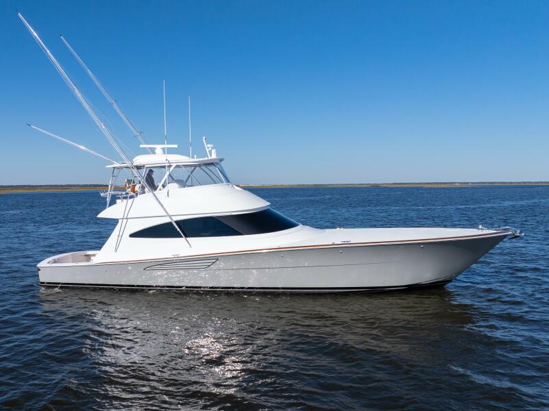 2025 Viking 68 Convertible