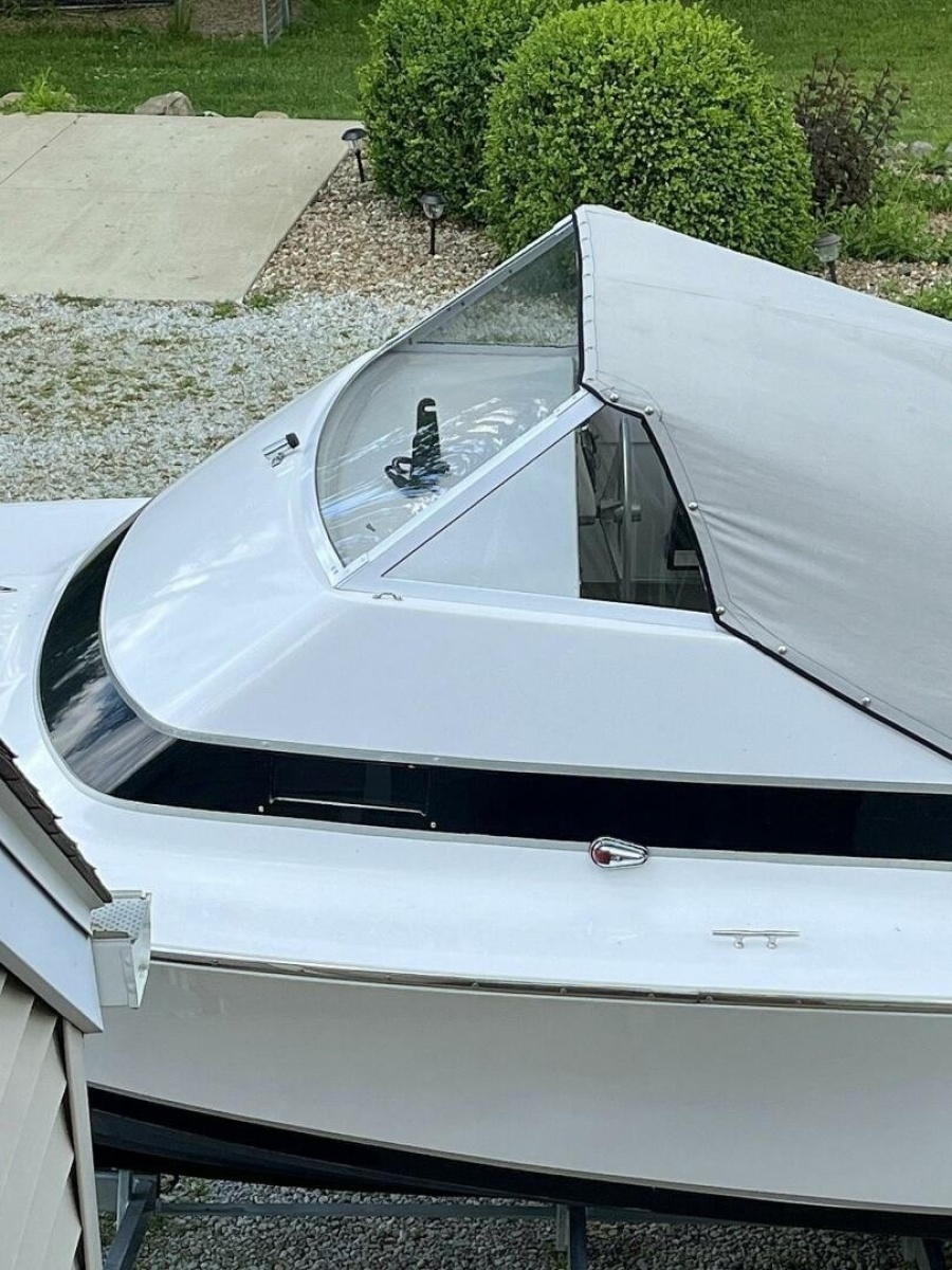1969 Bertram 20 Bahia Mar
