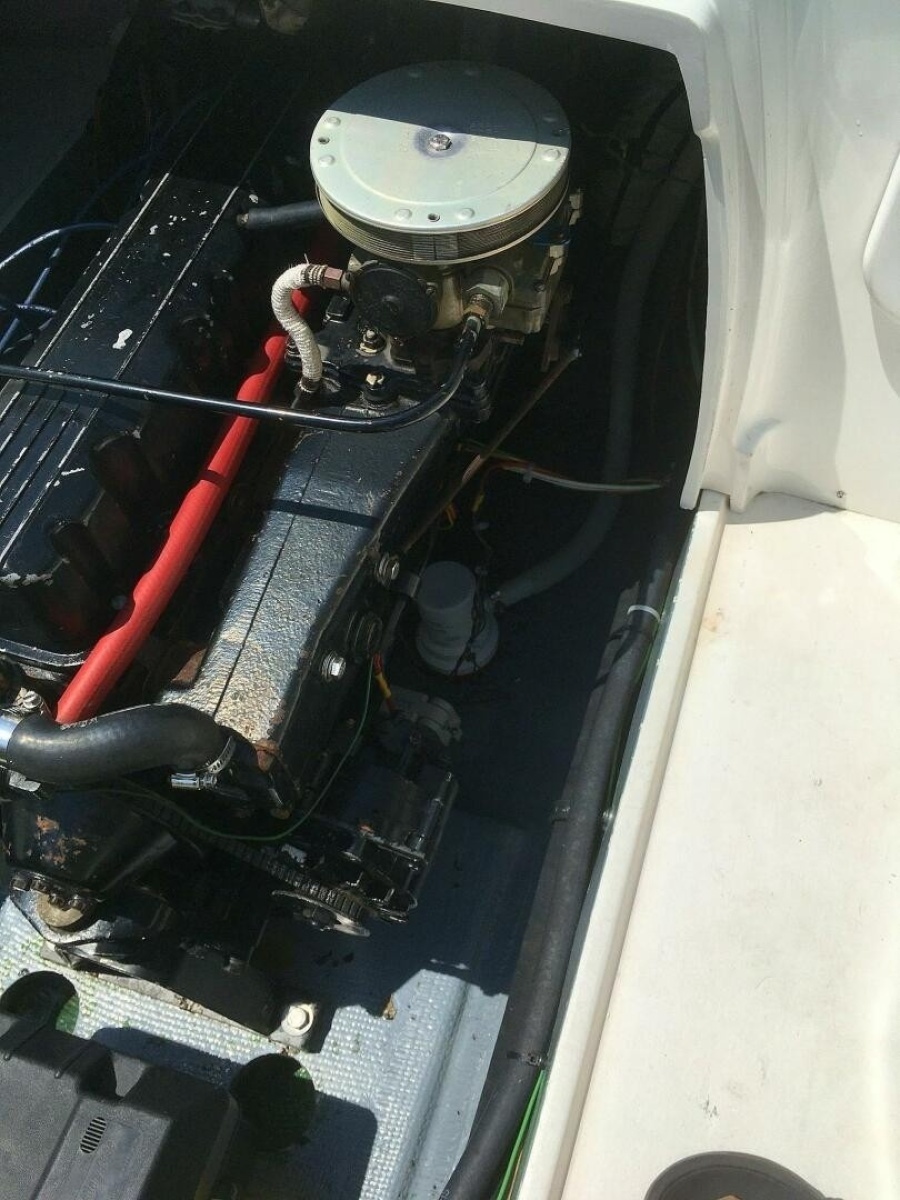 1969 Bertram 20 Bahia Mar