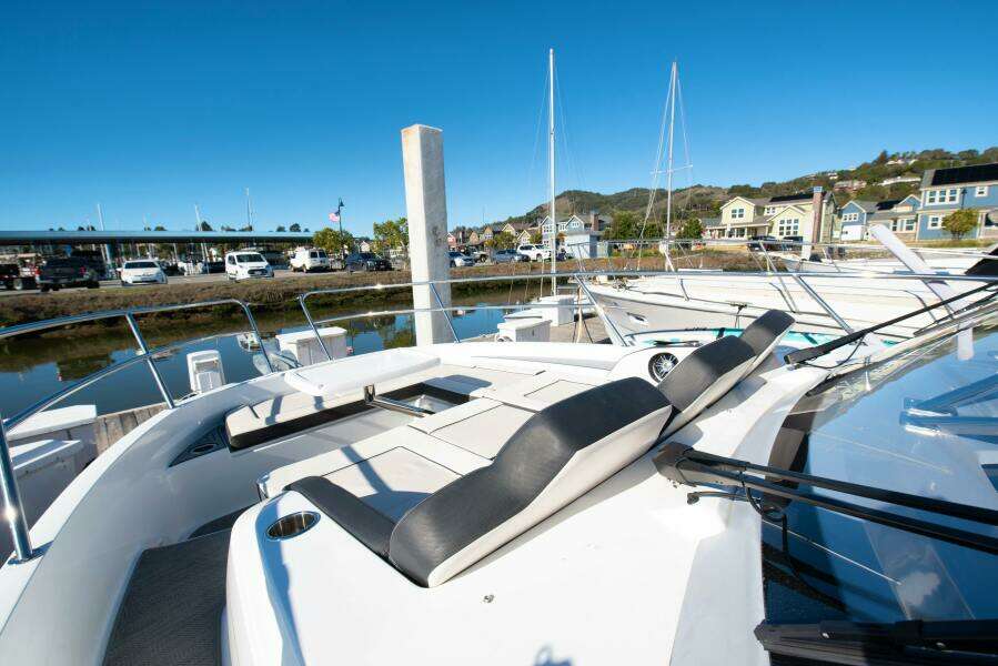 NAUTI BRIGI GULL 39ft Jeanneau Yacht For Sale
