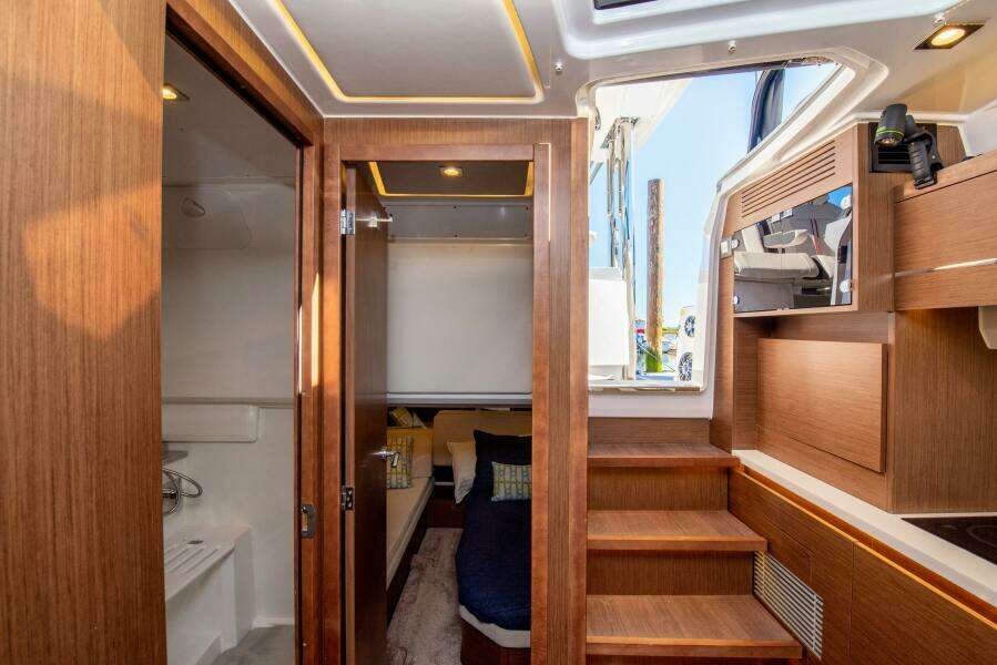 NAUTI BRIGI GULL 39ft Jeanneau Yacht For Sale