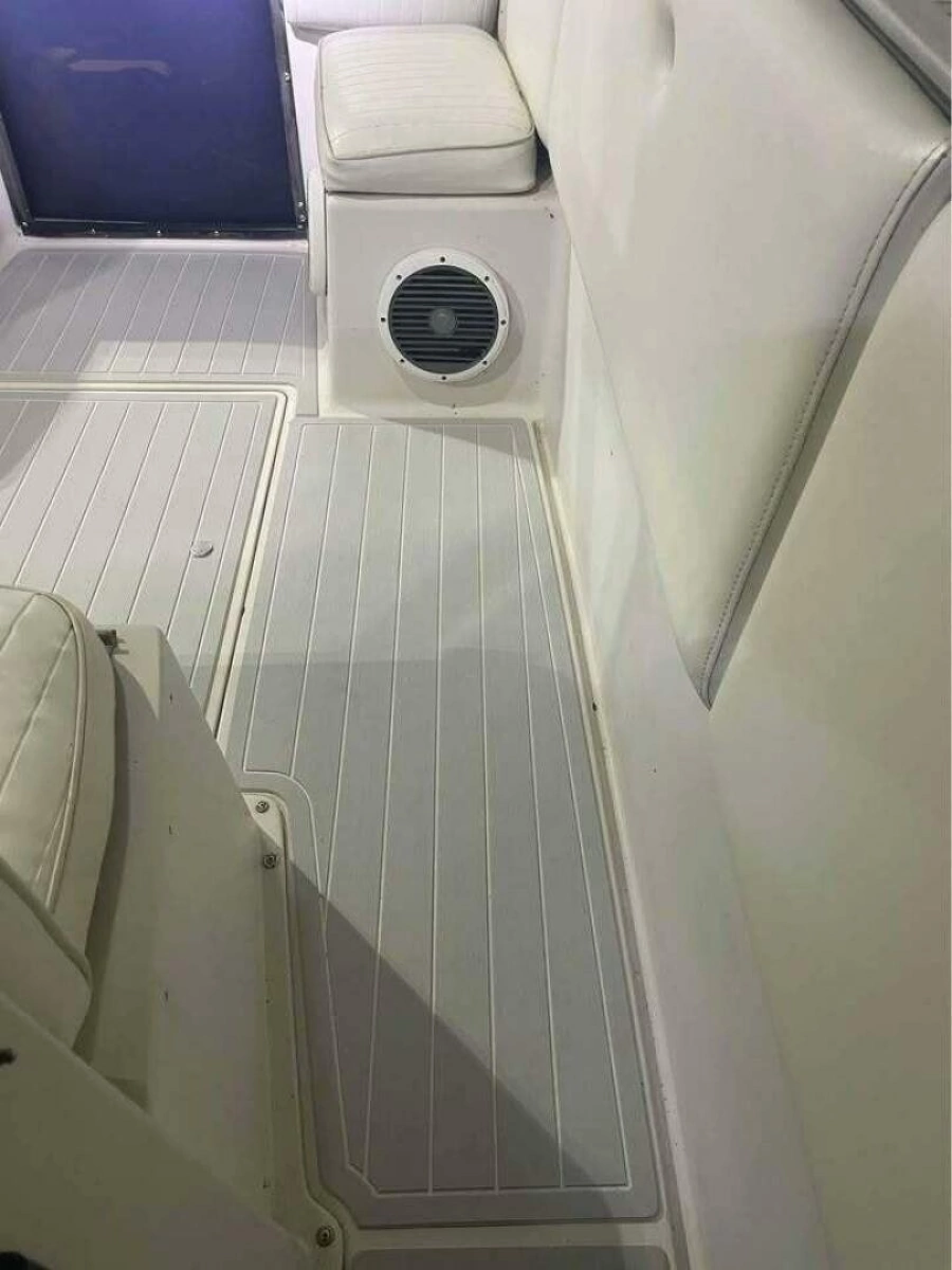 1990 Wellcraft 302 Scarab