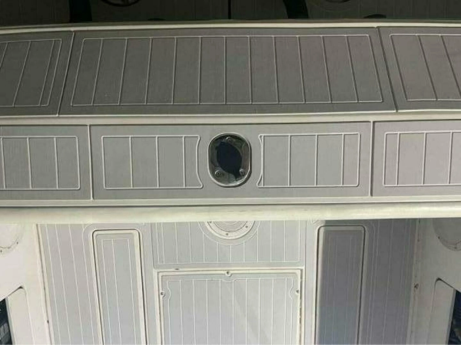 1990 Wellcraft 302 Scarab