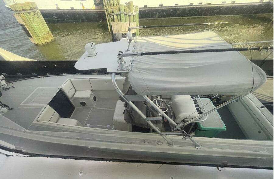 30ft Wellcraft Yacht For Sale