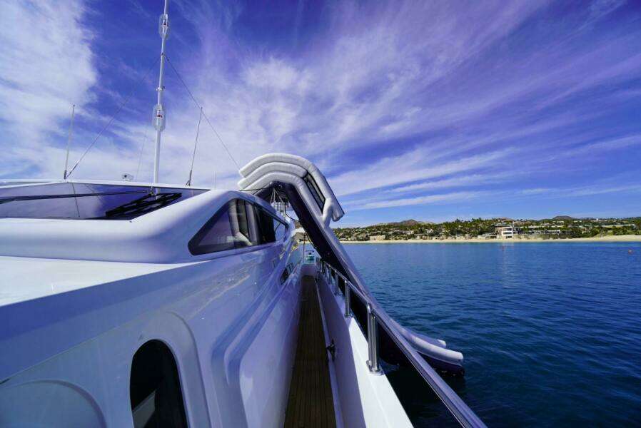 GO 112ft Leopard Yacht For Sale