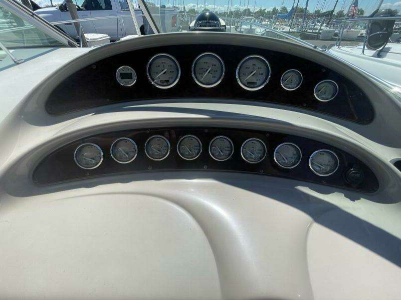 32ft Monterey Yacht For Sale