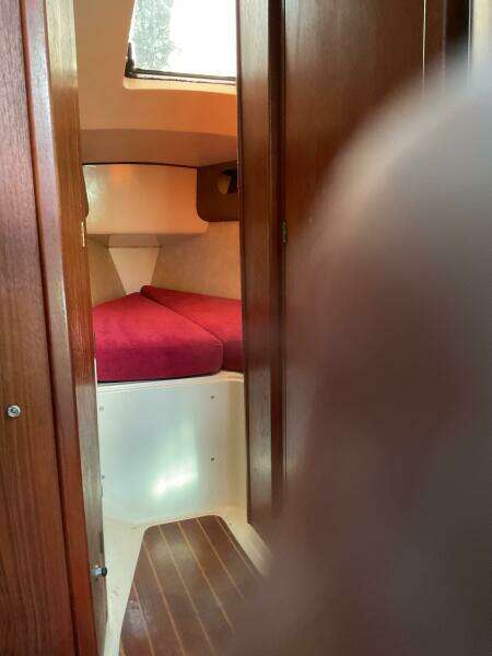 30ft CS Yacht For Sale