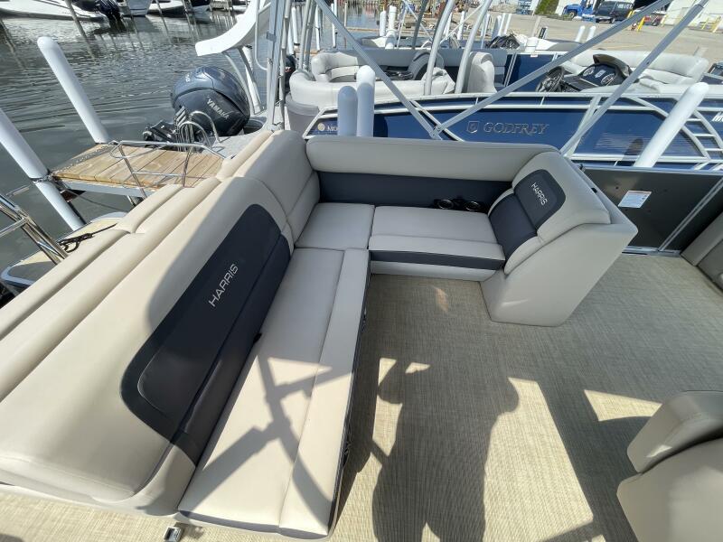 2024 Harris Cruiser 230 CS