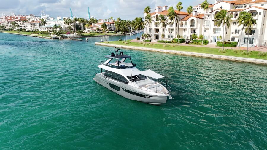 2023 Azimut 680 FLY