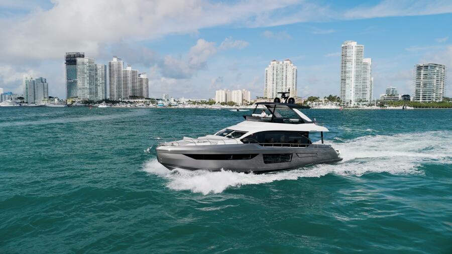 2023 Azimut 680 FLY