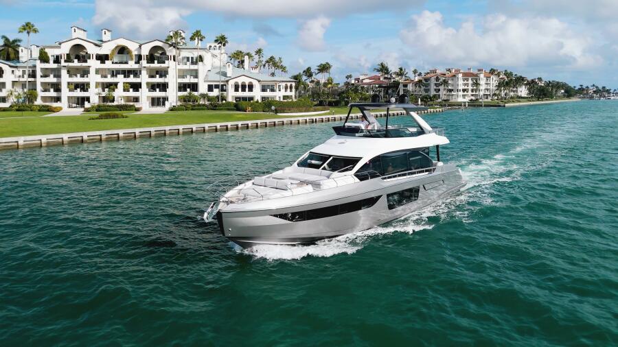 2023 Azimut 680 FLY
