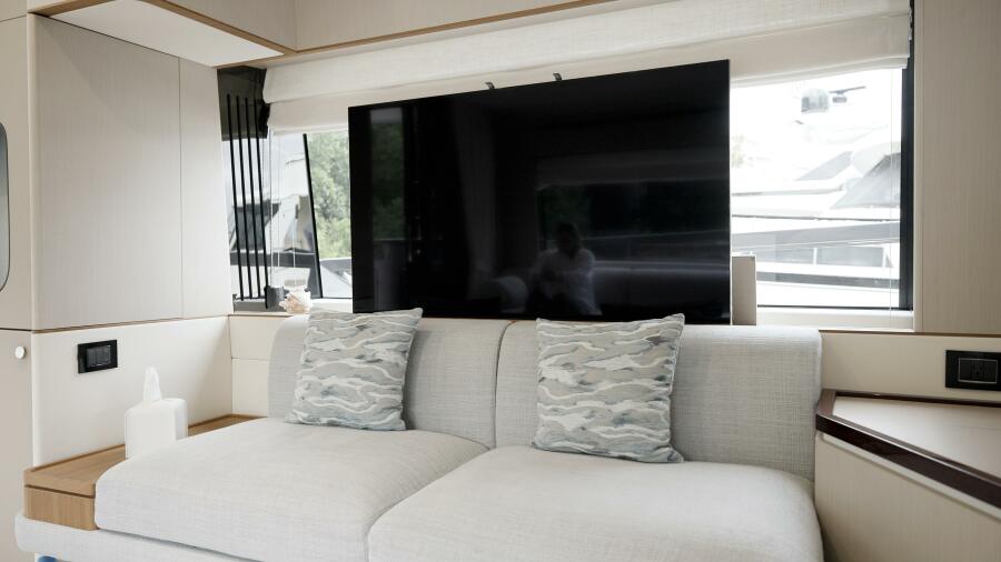 2023 Azimut 680 FLY