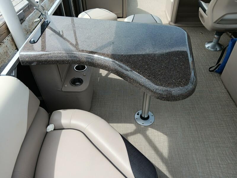 2023 Tahoe Pontoon LTZ 2385 Entertainer