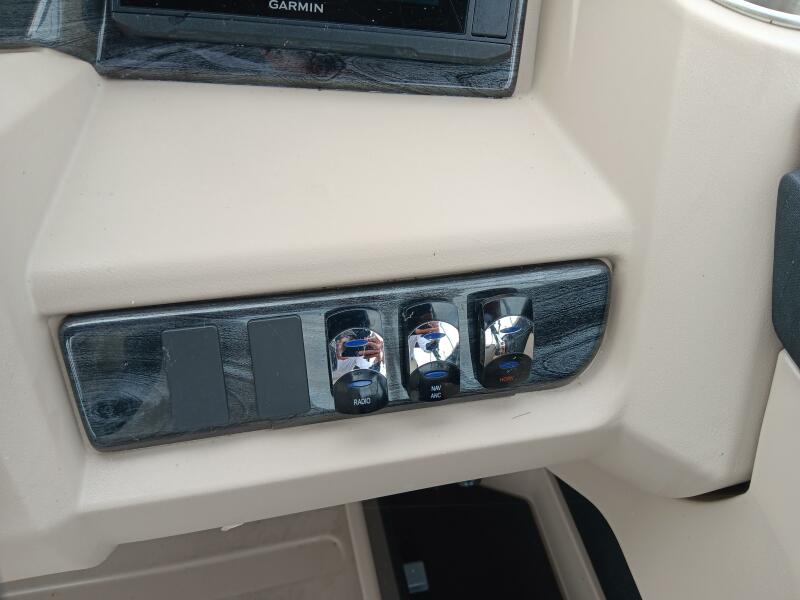 2023 Tahoe Pontoon LTZ 2385 Entertainer