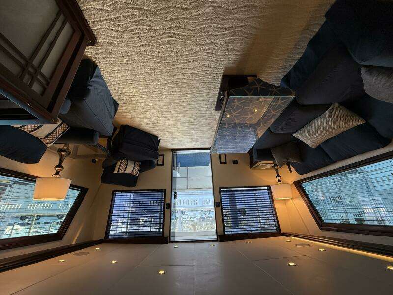SUNSET GRILLE 62ft Hatteras Yacht For Sale