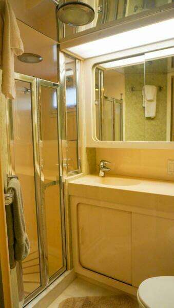 SUNSET GRILLE 62ft Hatteras Yacht For Sale
