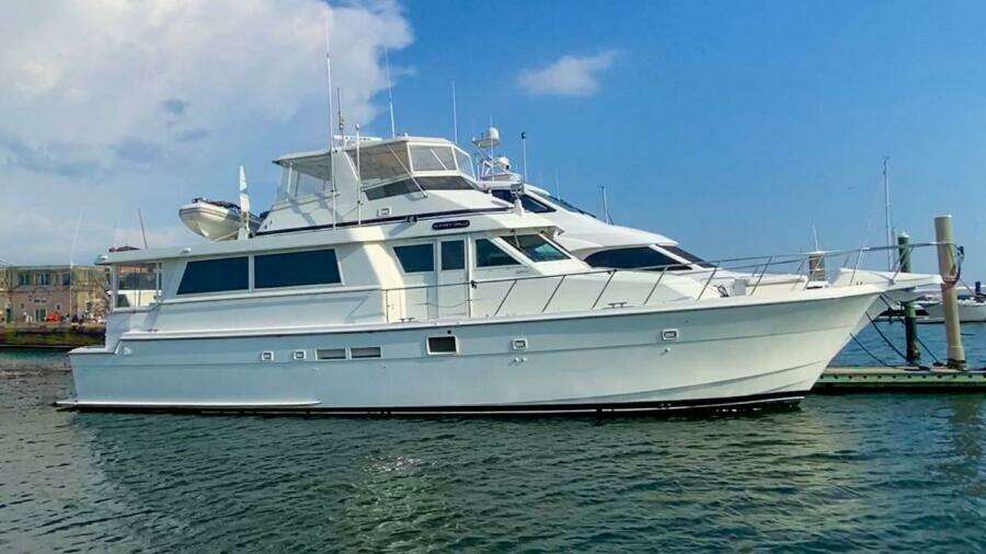 SUNSET GRILLE 62ft Hatteras Yacht For Sale
