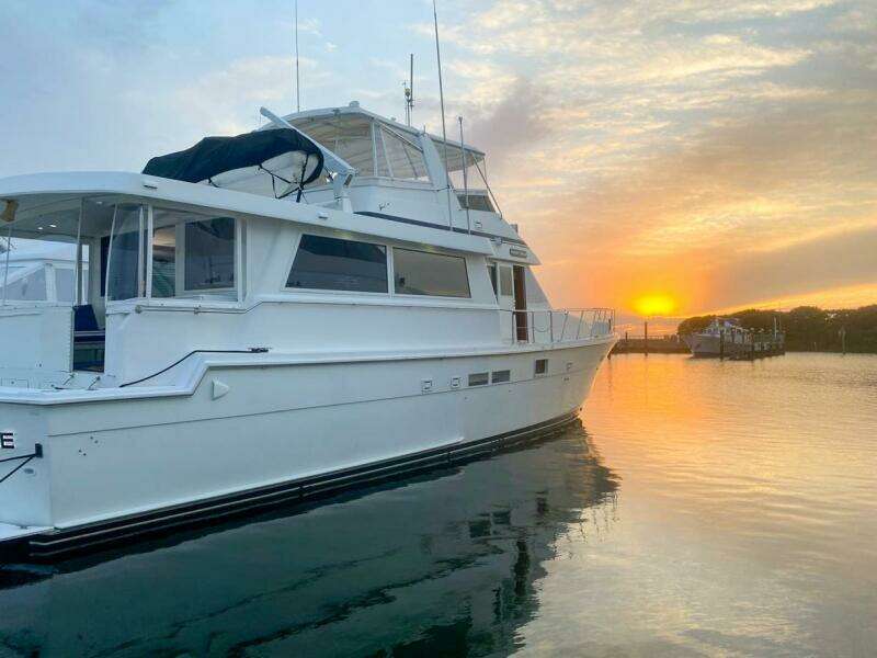 SUNSET GRILLE 62ft Hatteras Yacht For Sale