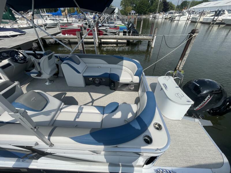 2023 Tahoe Pontoon LTZ 2385 Quad Lounger