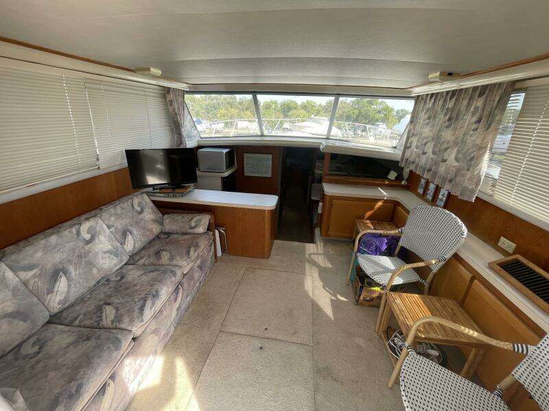 NO NAME 37ft Silverton Yacht For Sale