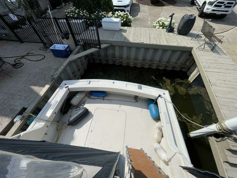 NO NAME 37ft Silverton Yacht For Sale