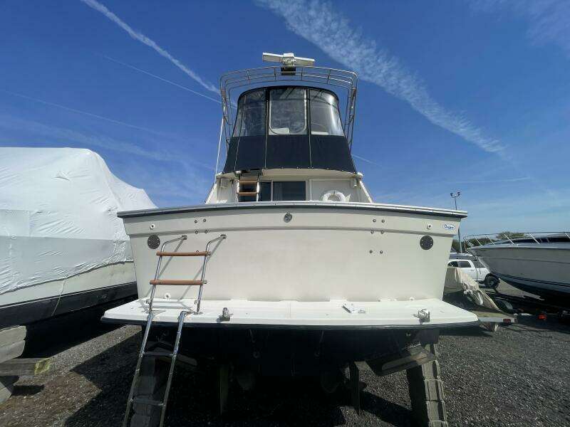 NO NAME 37ft Silverton Yacht For Sale