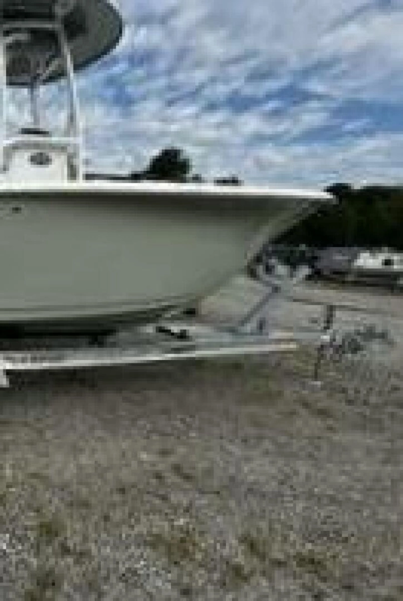 2022 Sea Pro 219 Center Console