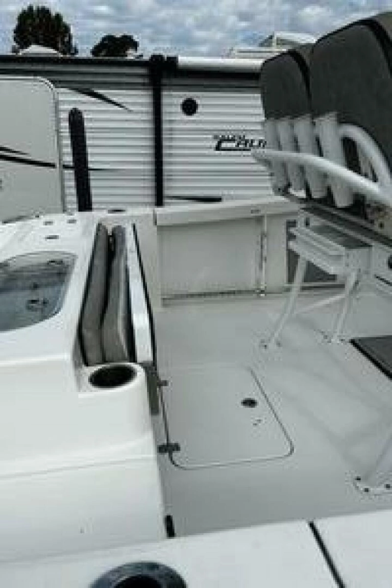 2022 Sea Pro 219 Center Console