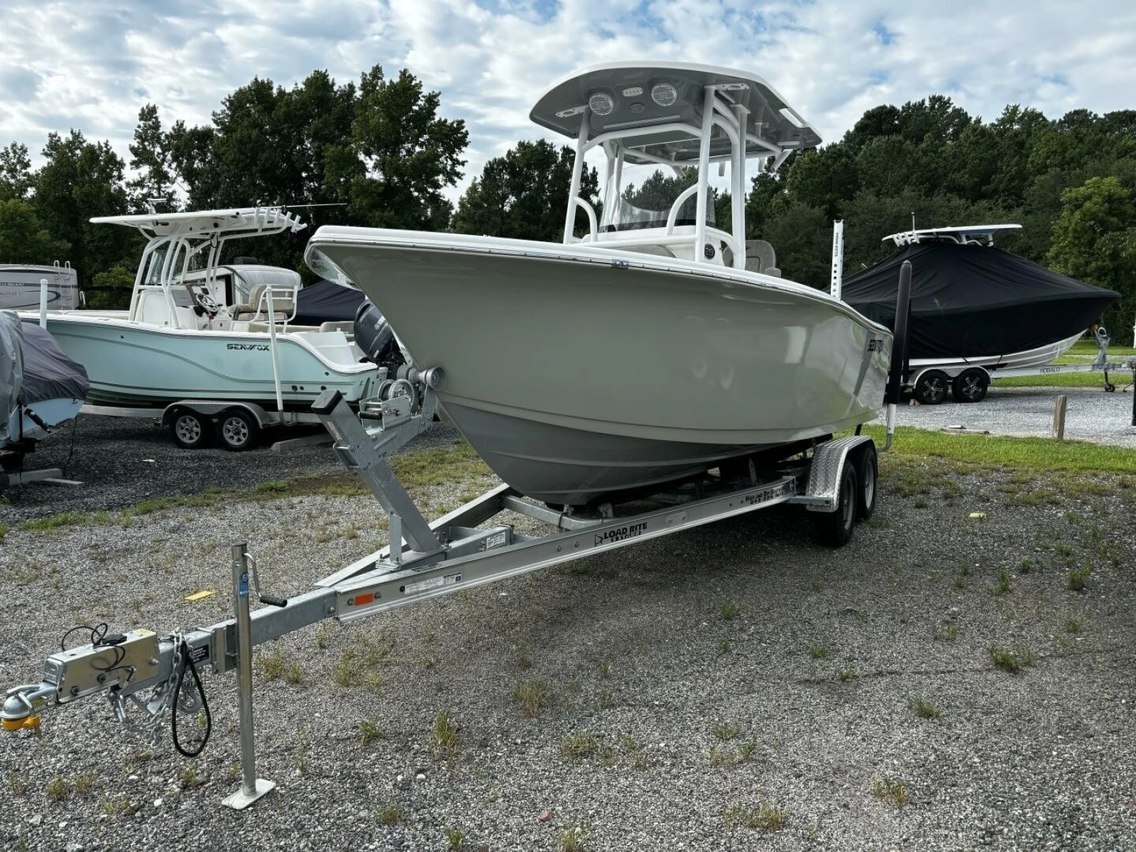 2022 Sea Pro 219 Center Console