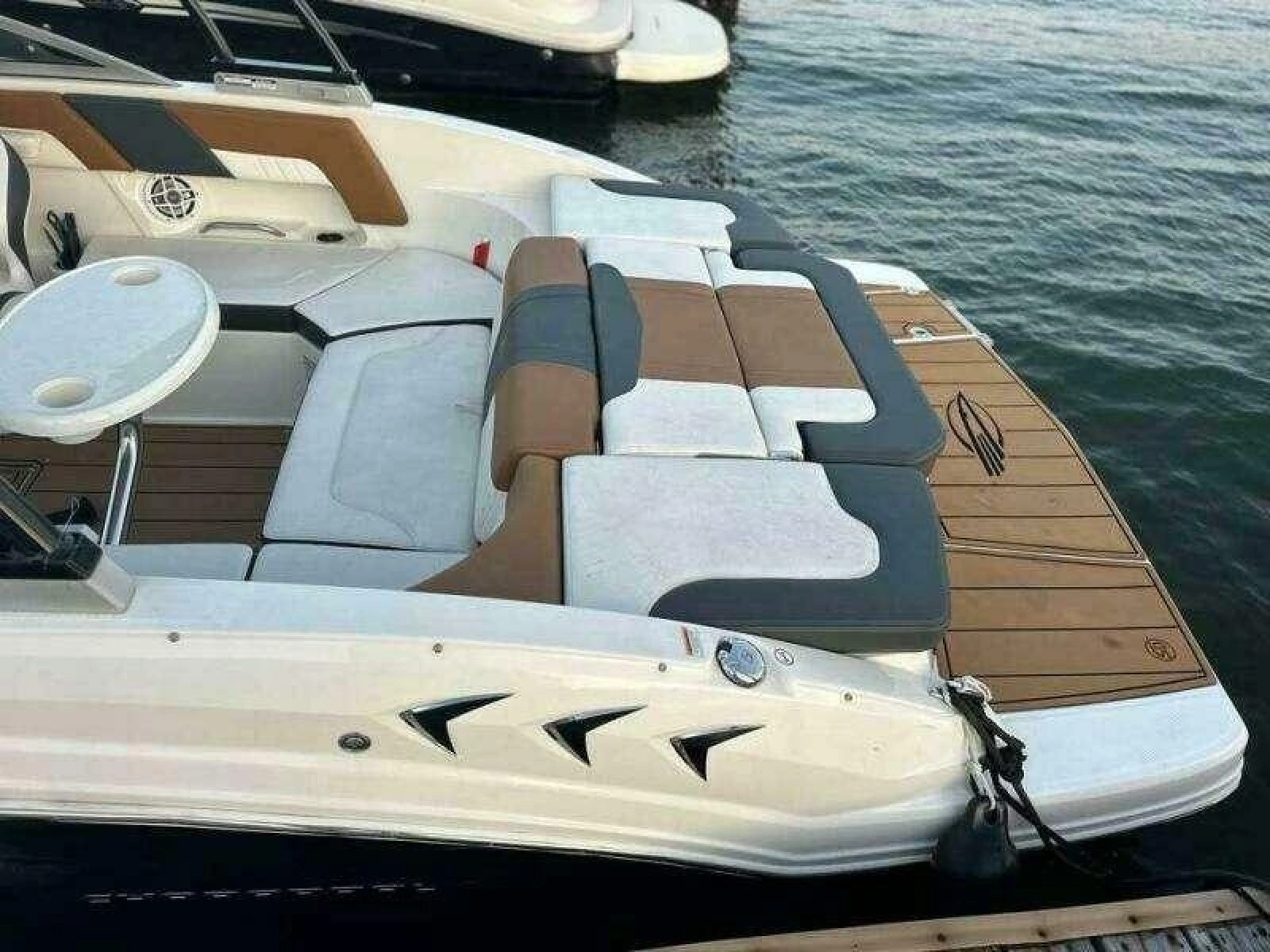2023 Chaparral 230 SSi