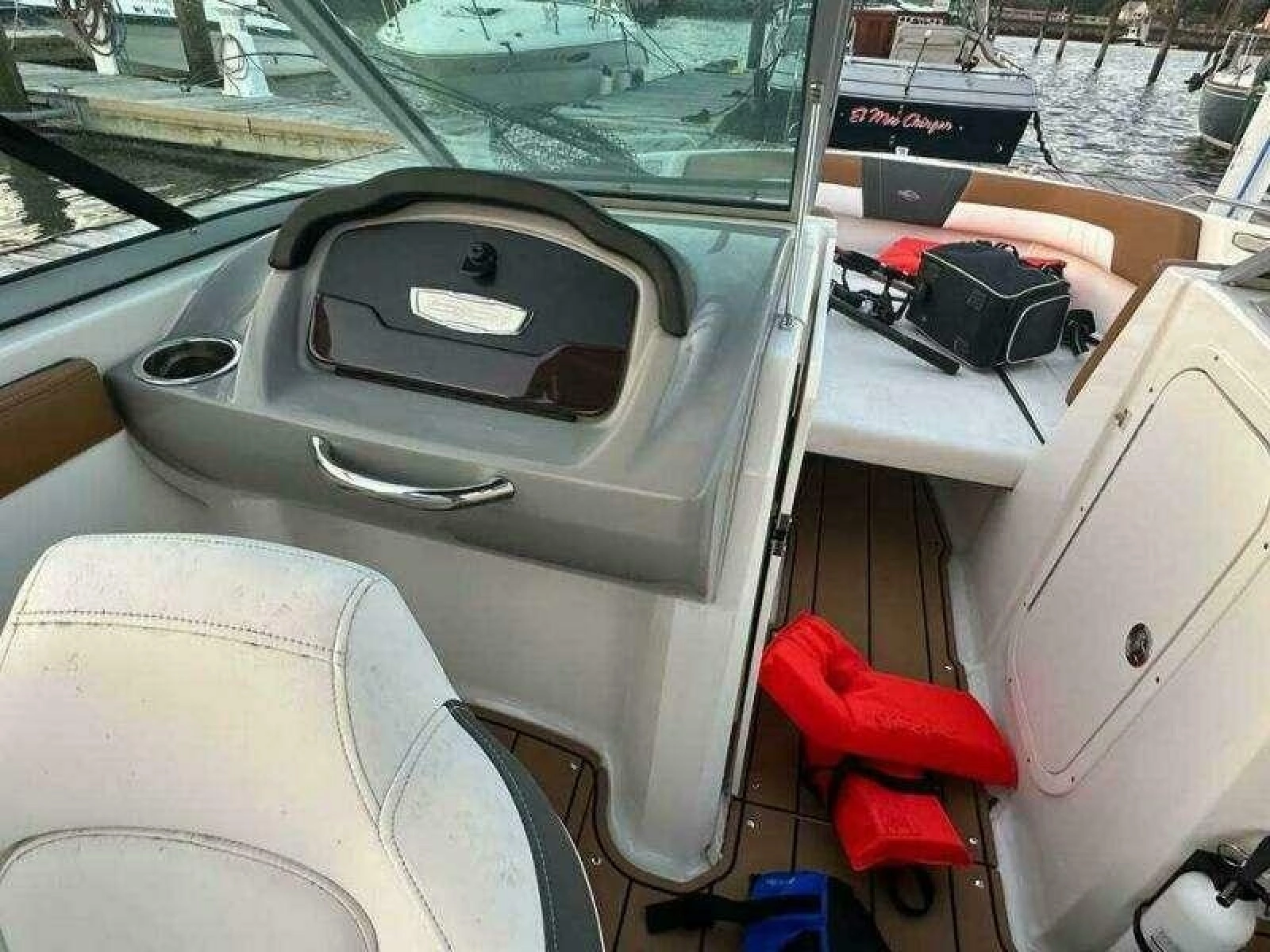 2023 Chaparral 230 SSi