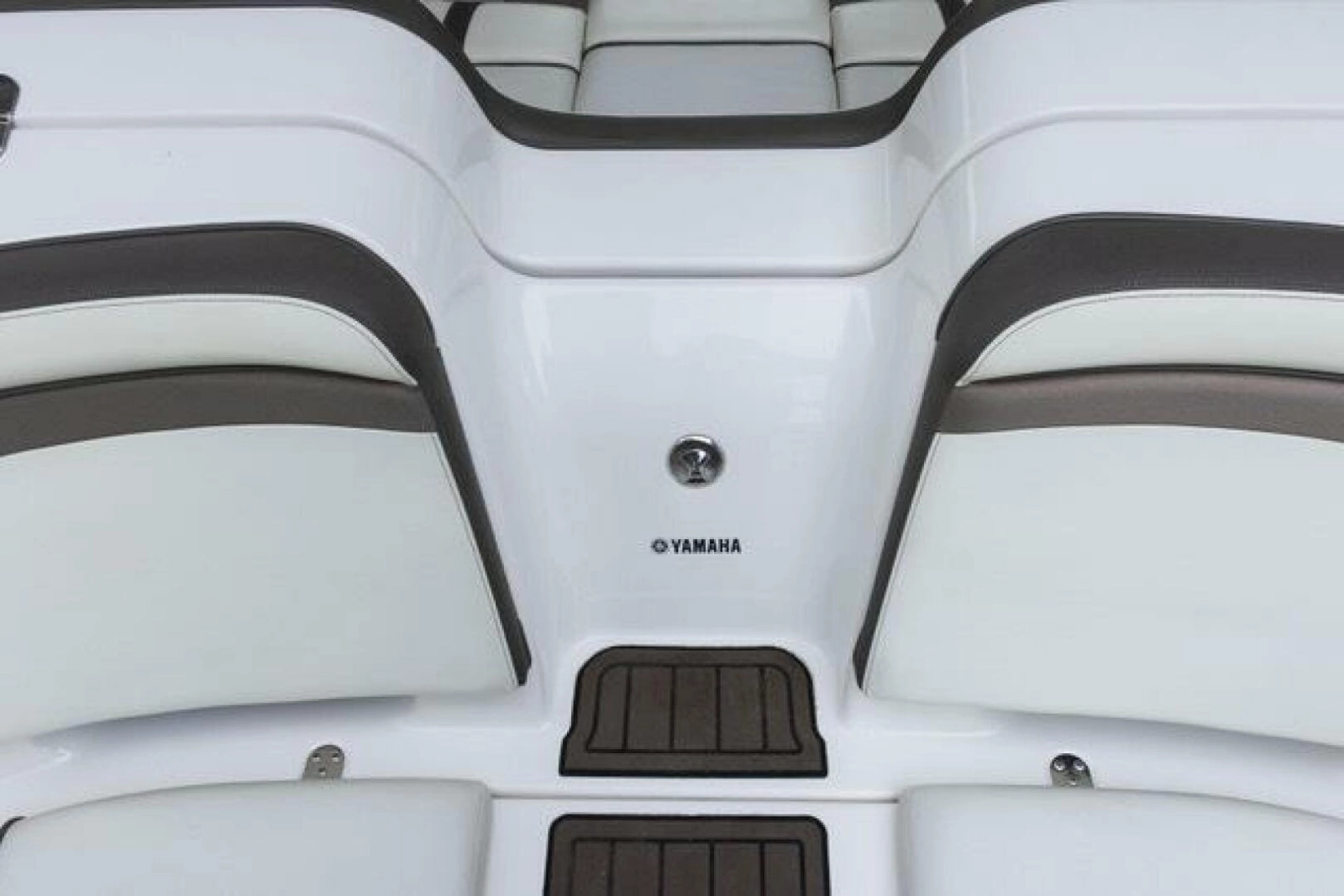 2016 Yamaha Boats 242 Limited S E-Series