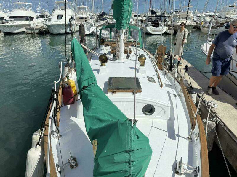 KATHRYN ANN 37ft Tayana Yacht For Sale