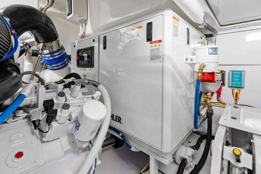 2026 Viking 46 Billfish Engine