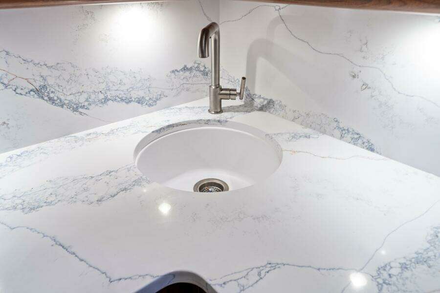 2026 Viking 46 Billfish Master Stateroom Head