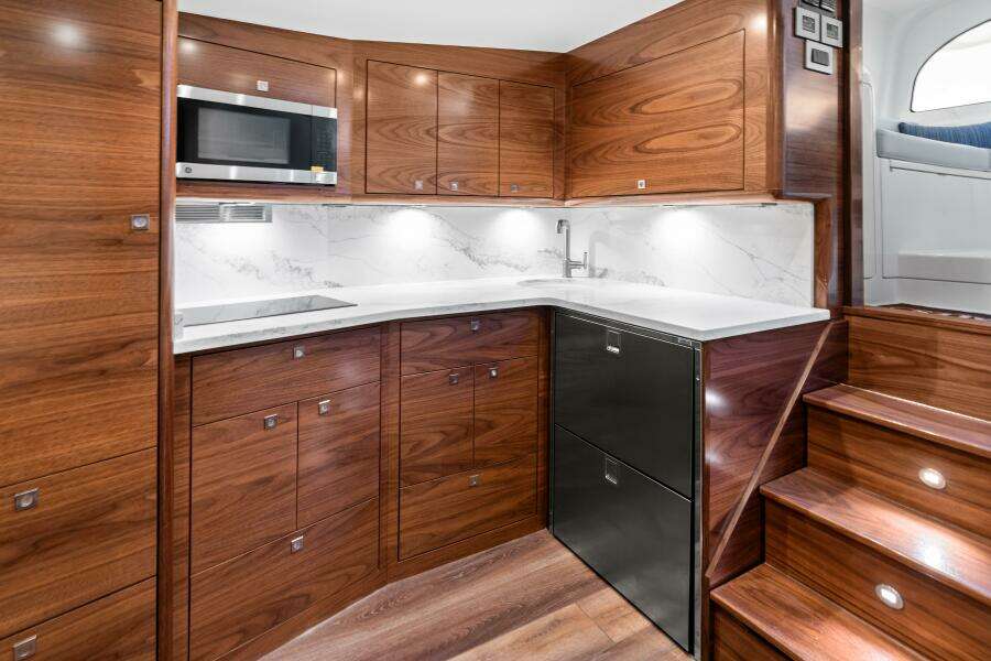 2026 Viking 46 Billfish Galley