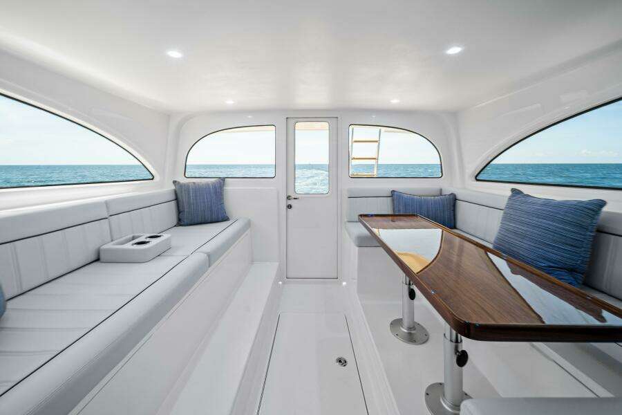 2026 Viking 46 Billfish Dinette