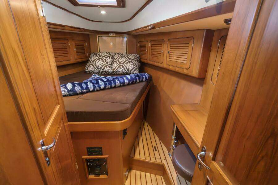 FEATHER 46ft Hylas Yachts Yacht For Sale