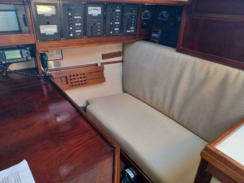 Dauphine 42ft Allied Yacht For Sale