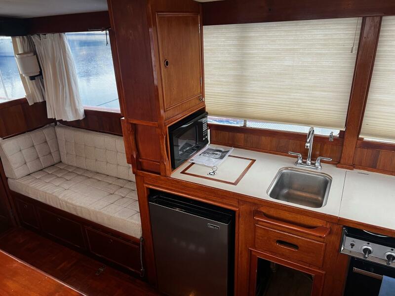 1979 Grand Banks Classic