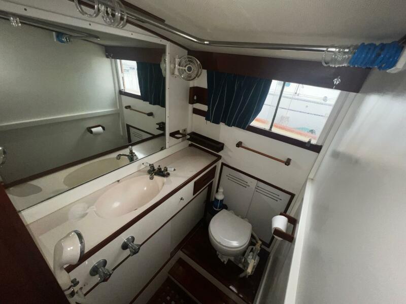 1979 Grand Banks Classic