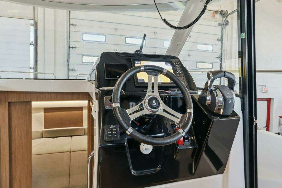 29ft Beneteau Yacht For Sale