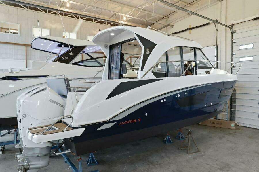 29ft Beneteau Yacht For Sale