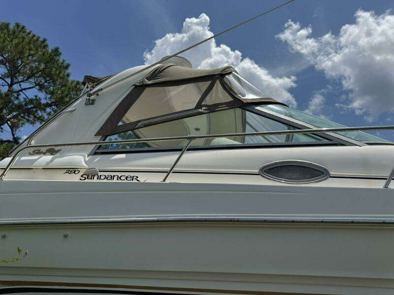 29ft Sea Ray Yacht For Sale